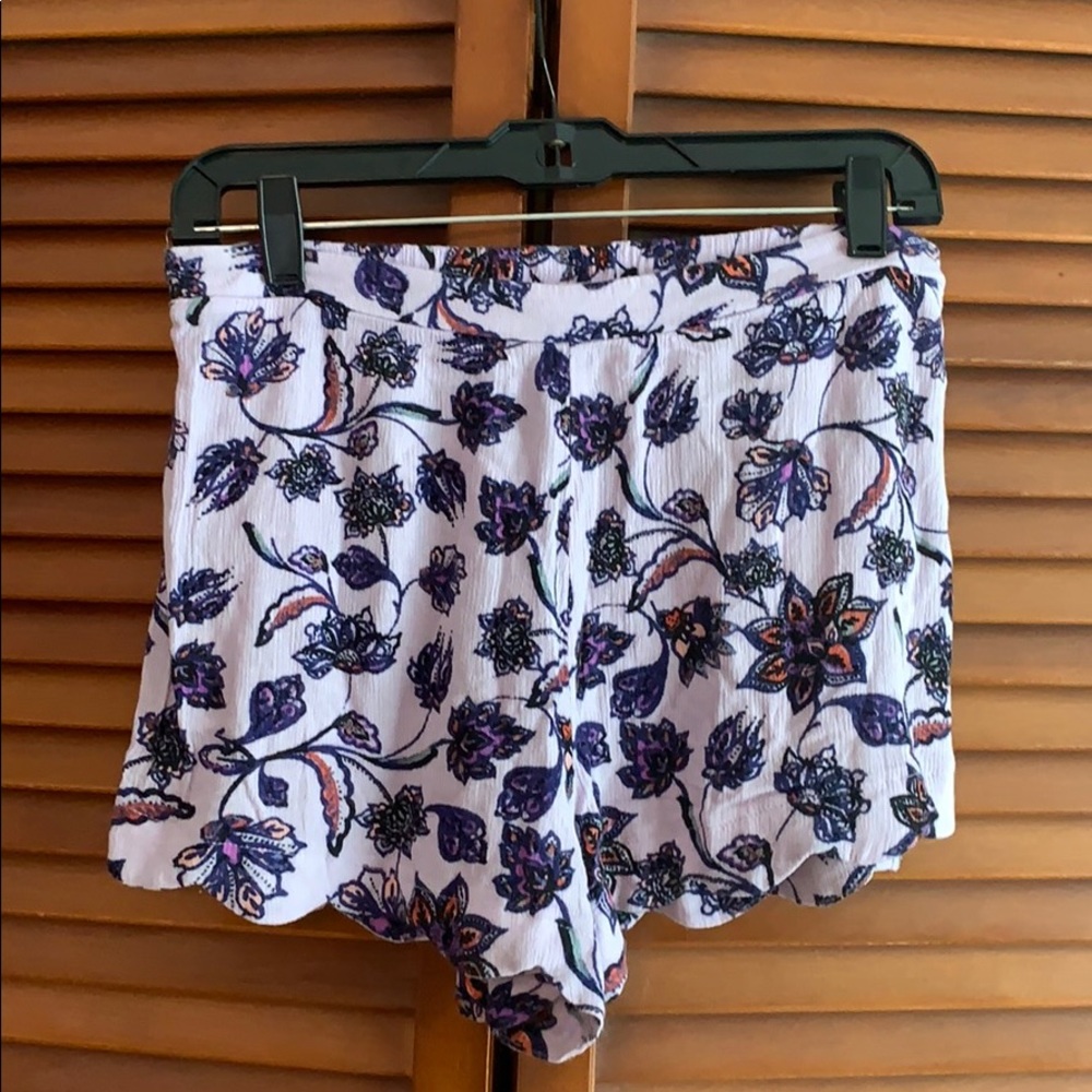 Kendall & Kylie Floral Print Cloth Shorts